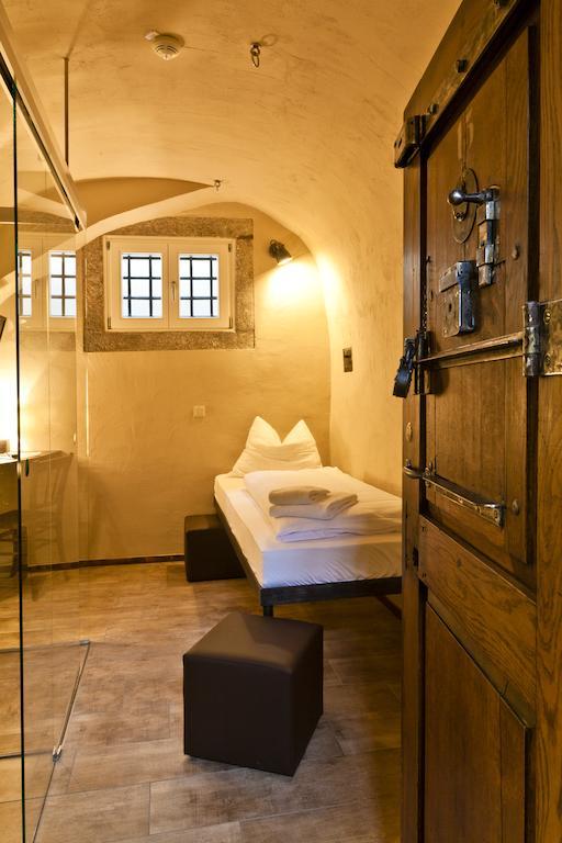 Knast-Hotel Fronfeste Amberg Oda fotoğraf